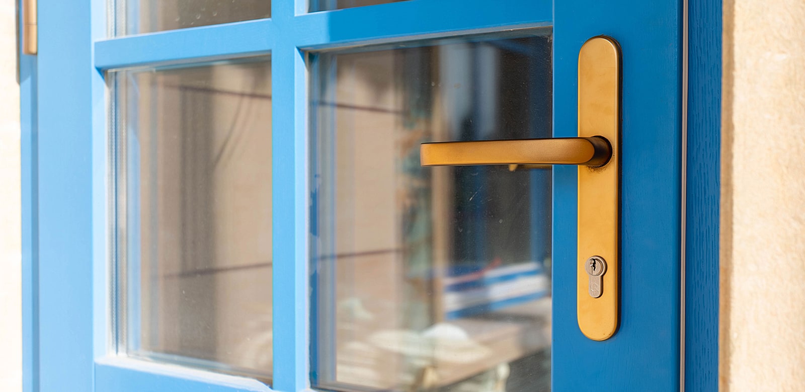 Косовцев. Окна и двери из сращенного дуба. Московская область.