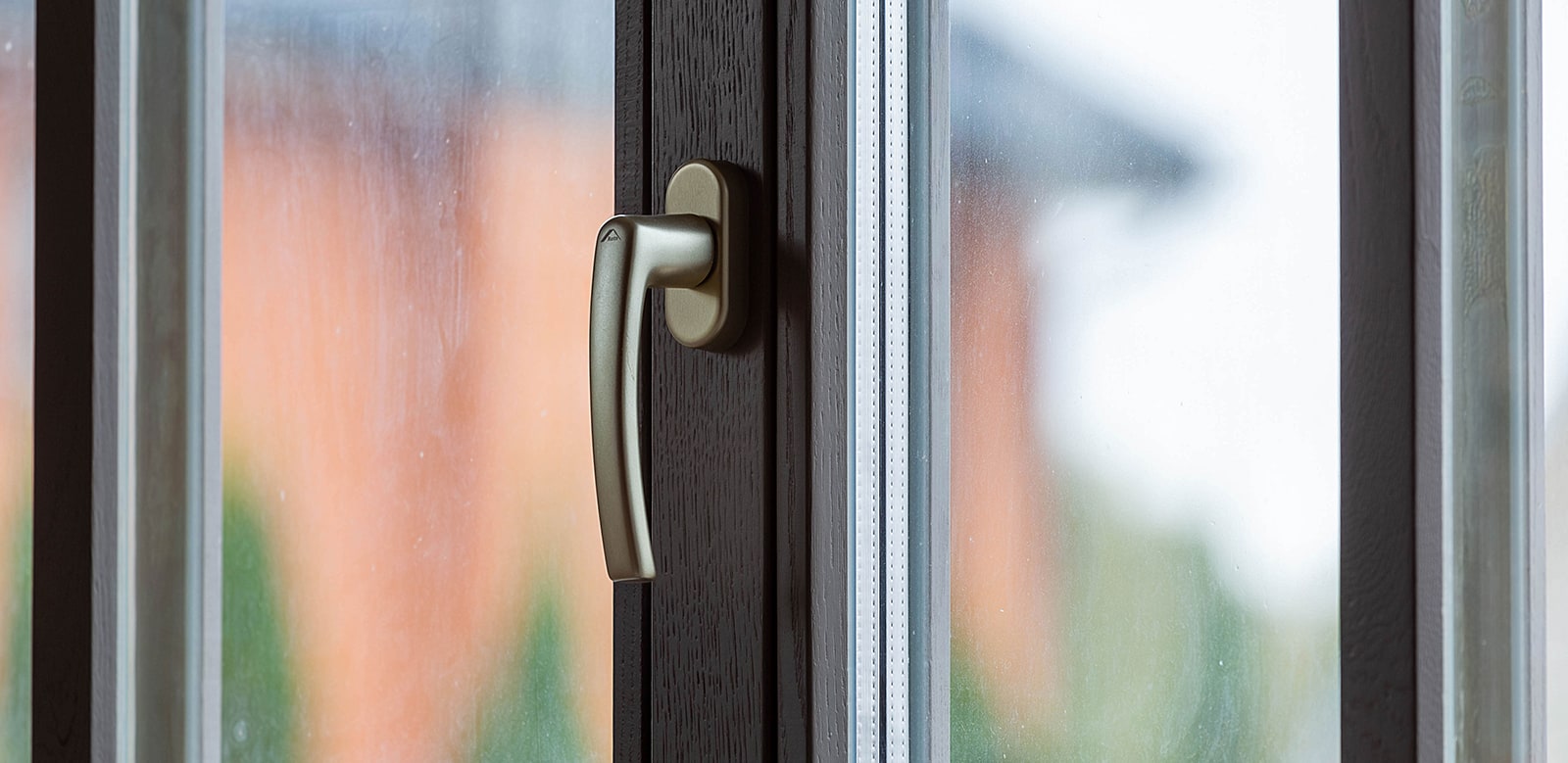 Косовцев. Окна и двери из сращенного дуба. Подмосковье.