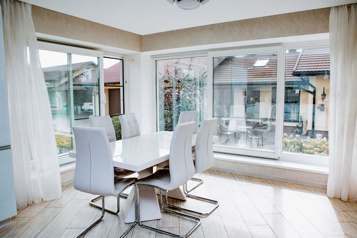 Остекленная столовая порталами PSK. Фото 1