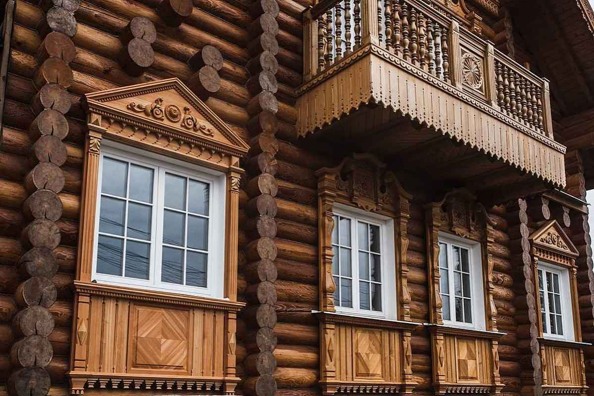 Остекление загородного дома окнами из дуба. Фото 7